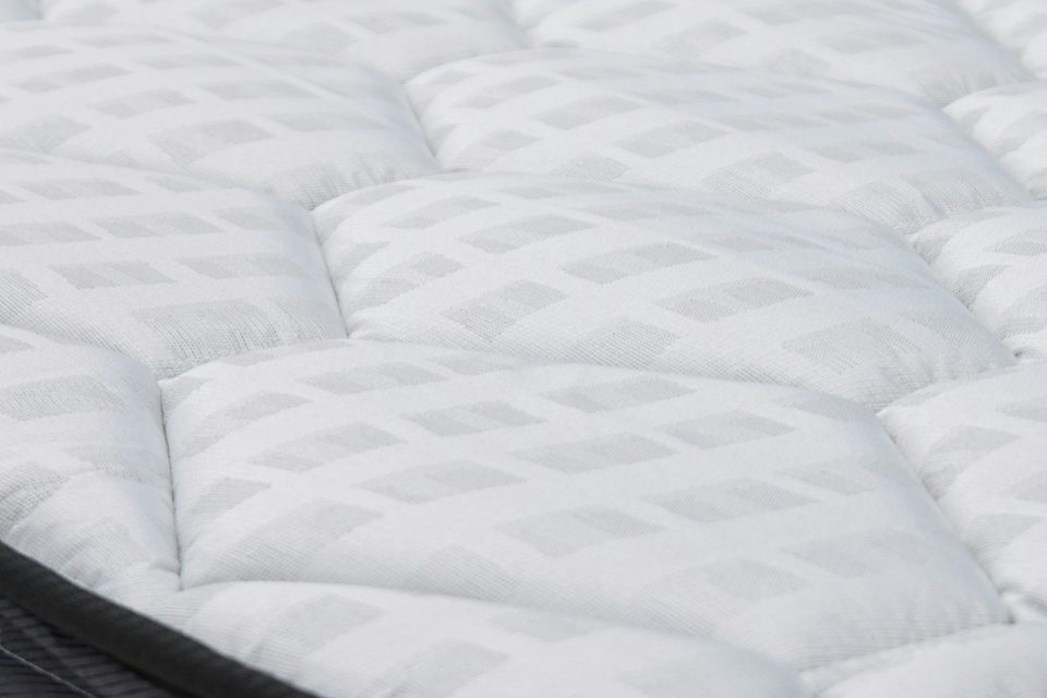 Coutil matelassé blanc d’un matelas